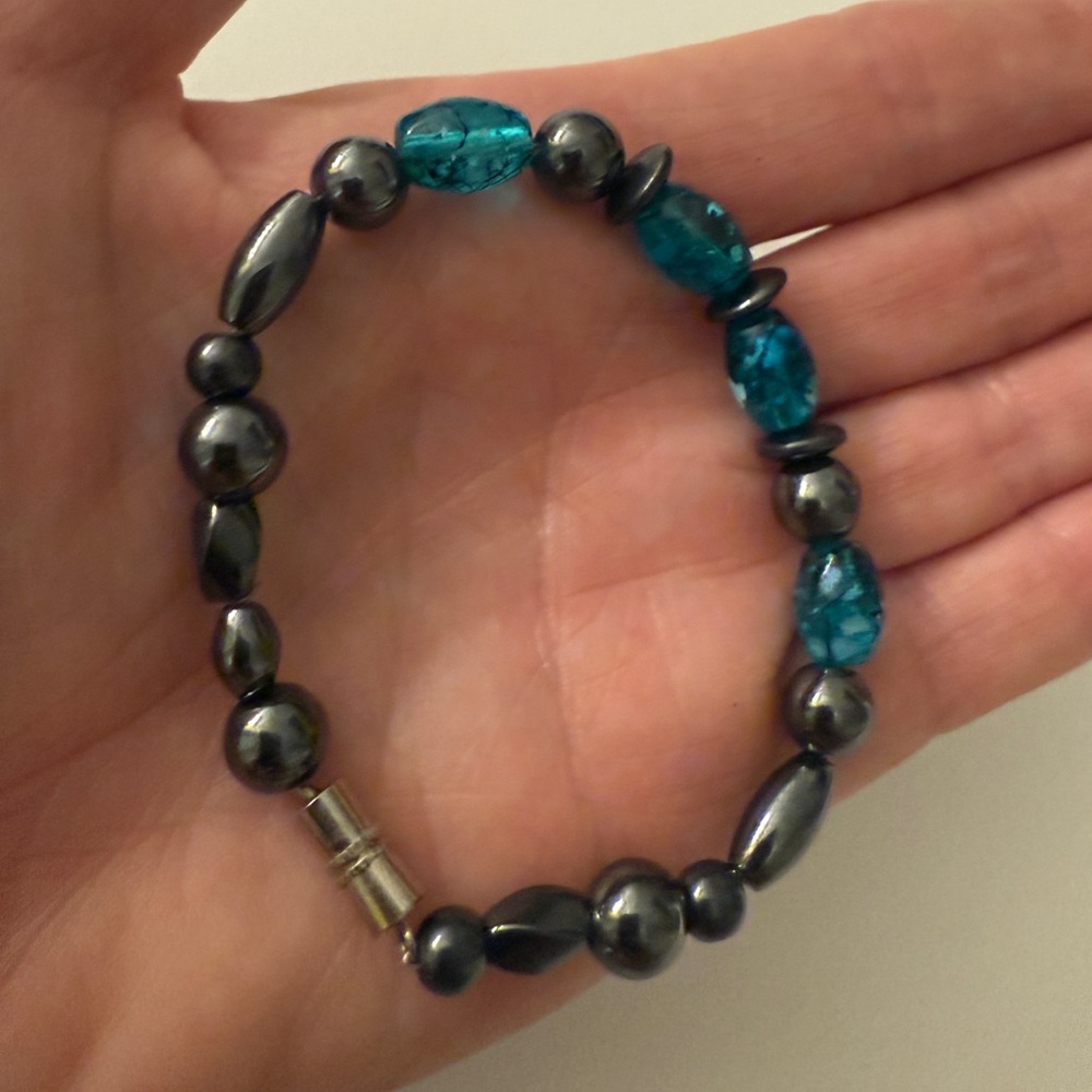Handmade Hematite and Blue Crystal 8” Bracelet - Picture 3 of 8